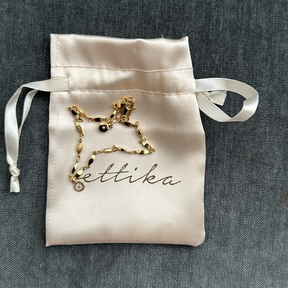 ettika Jewelry - NEW Ettika Gold Plated rhinestone accent bracelet with pouch